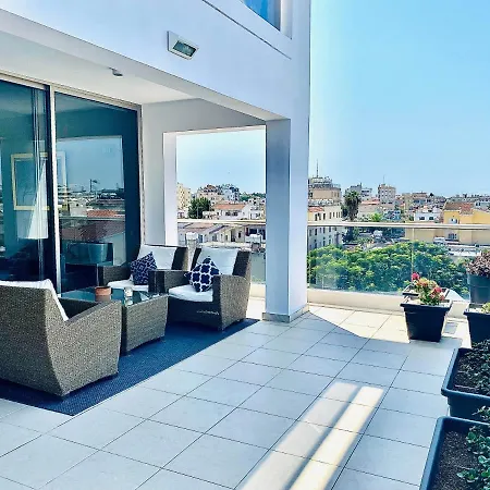 The Penthouse 401 Διαμέρισμα *